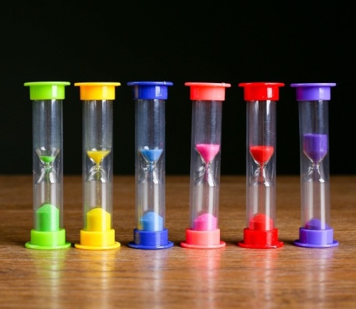 Часы песочные на 1 минуту Ламбо 9 см зеленые "Дава"